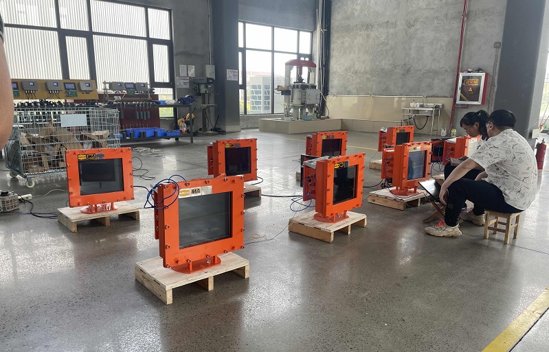多臺防爆電腦一體機(jī)進(jìn)入調(diào)試完畢，即將在煤礦生產(chǎn)中發(fā)揮大作用！